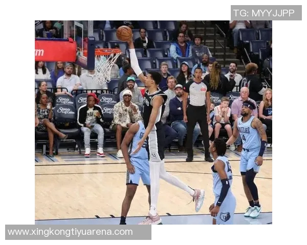 文班亚马新打法显成效全场仅9次出手却贡献全队最高5助攻